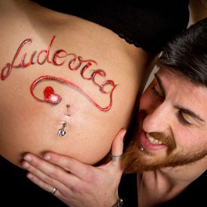 Antonella Piazzi, fotografo gravidanza a Bologna. Servizio fotografico maternità. Sessioni fotografiche pancia e pancione, neonati, newborn, body painting, bimbi e bambini 0-12 anni, presso studio fotografico Fotoprogress Budrio