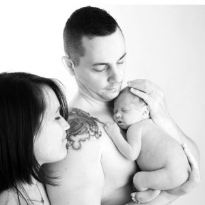 Antonella Piazzi, fotografo Newborn a Bologna. Servizio fotografico maternità e neonati. Sessioni fotografiche pancia e pancione, foto gravidanza, maternity, dolci pose, body painting, bimbi e bambini 0-12 anni, presso studio fotografico Fotoprogress Budrio