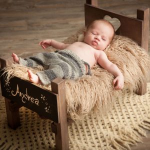 Antonella Piazzi, fotografo Newborn a Bologna. Servizio fotografico maternità e neonati. Sessioni fotografiche pancia e pancione, foto gravidanza, maternity, dolci pose, body painting, bimbi e bambini 0-12 anni, presso studio fotografico Fotoprogress Budrio