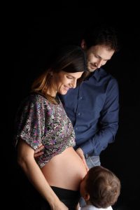 Antonella Piazzi, fotografo gravidanza a Bologna. Servizio fotografico maternità. Sessioni fotografiche pancia e pancione, neonati, newborn, body painting, bimbi e bambini 0-12 anni, presso studio fotografico Fotoprogress Budrio