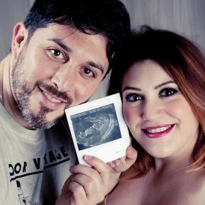 Antonella Piazzi, fotografo gravidanza a Bologna. Servizio fotografico maternità. Sessioni fotografiche pancia e pancione, neonati, newborn, maternity, dolci pose, body painting, bimbi e bambini 0-12 anni, presso studio fotografico Fotoprogress Budrio