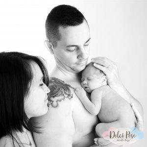 Antonella Piazzi, fotografo gravidanza a Bologna. Servizio fotografico maternità. Sessioni fotografiche pancia e pancione, neonati, newborn, maternity, dolci pose, body painting, bimbi e bambini 0-12 anni, presso studio fotografico Fotoprogress Budrio