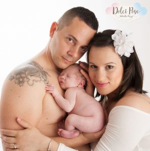 Antonella Piazzi, fotografo Newborn a Bologna. Servizio fotografico maternità e neonati. Sessioni fotografiche pancia e pancione, foto gravidanza, maternity, dolci pose, body painting, bimbi e bambini 0-12 anni, presso studio fotografico Fotoprogress Budrio