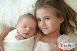 Antonella Piazzi, fotografo Newborn a Bologna. Servizio fotografico maternità e neonati. Sessioni fotografiche pancia e pancione, foto gravidanza, maternity, dolci pose, body painting, bimbi e bambini 0-12 anni, presso studio fotografico Fotoprogress Budrio