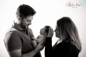 Antonella Piazzi, fotografo gravidanza a Bologna. Servizio fotografico maternità. Sessioni fotografiche pancia e pancione, neonati, newborn, maternity, dolci pose, body painting, bimbi e bambini 0-12 anni, presso studio fotografico Fotoprogress Budrio