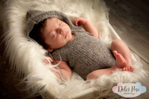 Antonella Piazzi, fotografo gravidanza a Bologna. Servizio fotografico maternità. Sessioni fotografiche pancia e pancione, neonati, newborn, maternity, dolci pose, body painting, bimbi e bambini 0-12 anni, presso studio fotografico Fotoprogress Budrio