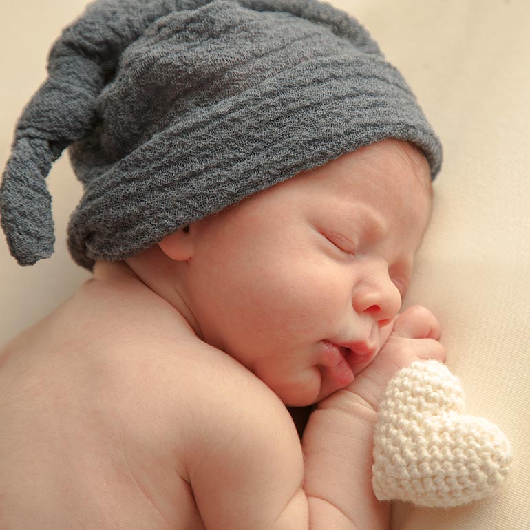 Dolci Pose Foto Newborn - Studio Fotografico Fotoprogress Budrio - Antonella Piazzi Photography - fotografo neonati Bologna - Antonella Piazzi foto bimbi e gravidanza maternity