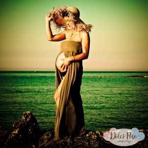Fotografo gravidanza Antonella Piazzi a Bologna. Servizio fotografico foto maternità. Sessioni fotografiche pancia e pancione, neonati, newborn, maternity, dolci pose, body painting, bimbi e bambini 0-12 anni, presso studio fotografico Fotoprogress Budrio